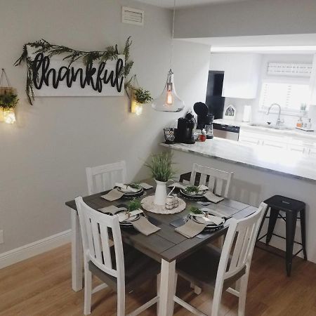 Cozy 3 Bed 2.5 Bath Located Near Busch Gardens Lejlighed Tampa Eksteriør billede